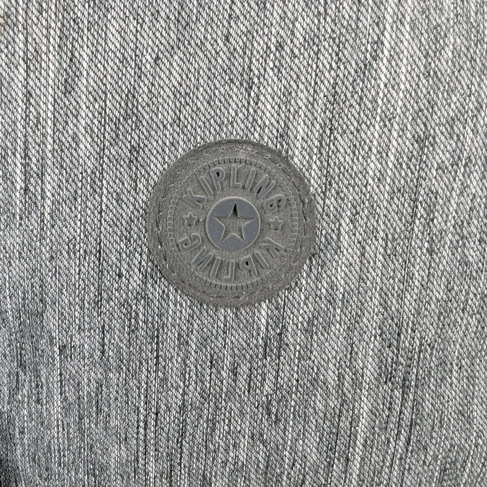 AUTH Kipling Lunch bag Grey - Used - Clean- Good Condition Made in Cambodia - Picture 7 of 15
